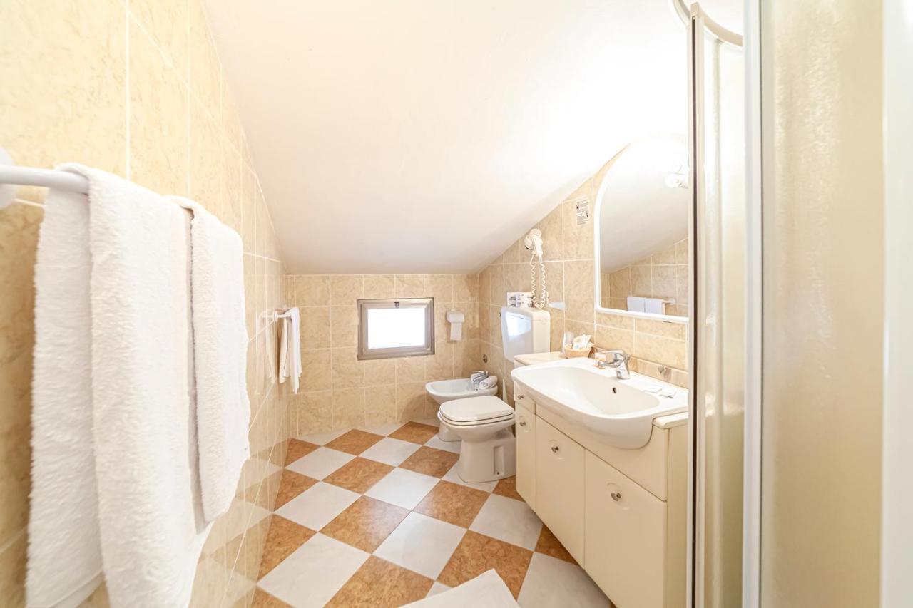 ליגננו סביאדורו Hotel Villa Luisa מראה חיצוני תמונה